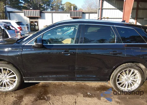 2022 Lincoln Corsair Grand Touring z USA, uszkodzony, nr VIN 5LMTJ5DZ1NUL02017